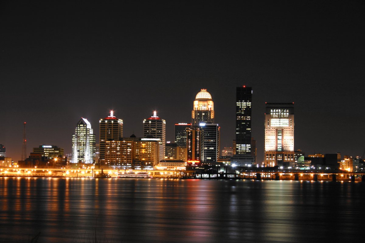 33. Louisville, Kentucky, had 30.2 violent crimes per 10,000 residents.